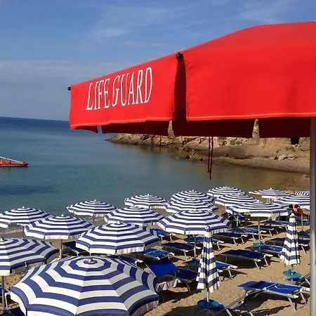 Giulia Porto Azzurro