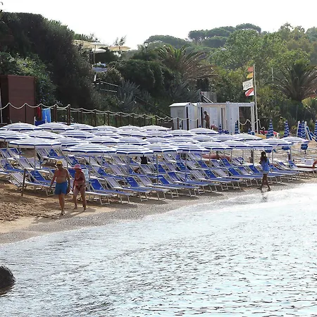 Giulia 3* Porto Azzurro