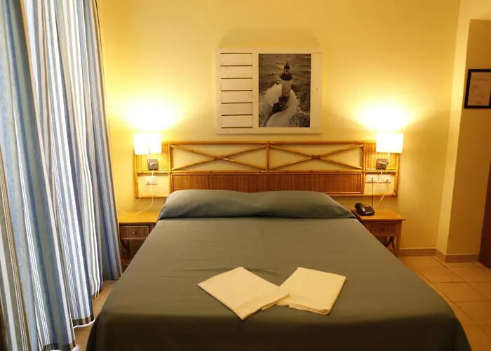 Hotel Giulia Porto Azzurro