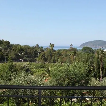 Szálloda Giulia Porto Azzurro