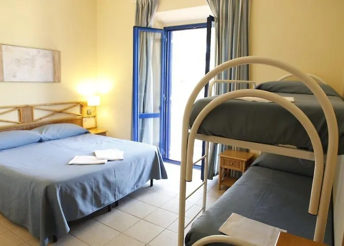 Giulia Porto Azzurro