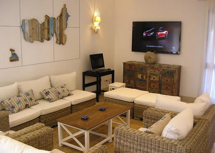 Giulia 3* 포르투 아주로